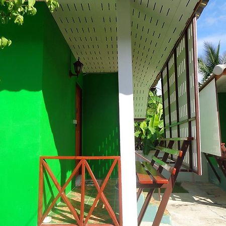 Sarm Mork Guest House Мае Хонг Сон Екстериор снимка