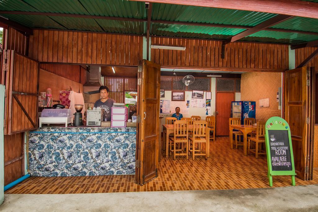 Sarm Mork Guest House Мае Хонг Сон Екстериор снимка