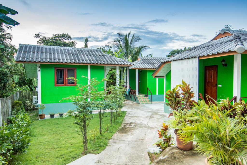 Sarm Mork Guest House Мае Хонг Сон Екстериор снимка