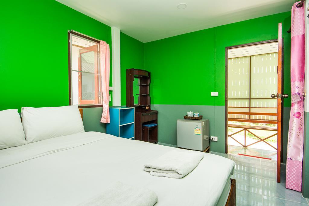Sarm Mork Guest House Мае Хонг Сон Екстериор снимка