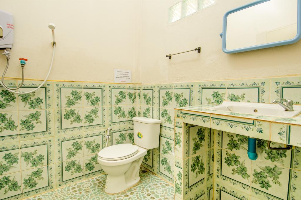 Sarm Mork Guest House Мае Хонг Сон Екстериор снимка