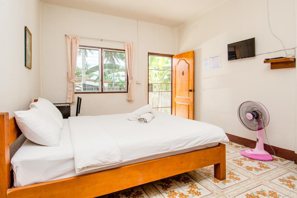 Sarm Mork Guest House Мае Хонг Сон Екстериор снимка