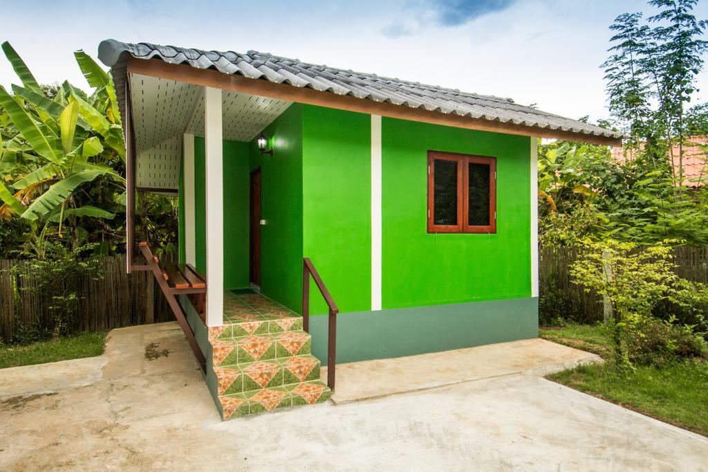 Sarm Mork Guest House Мае Хонг Сон Екстериор снимка