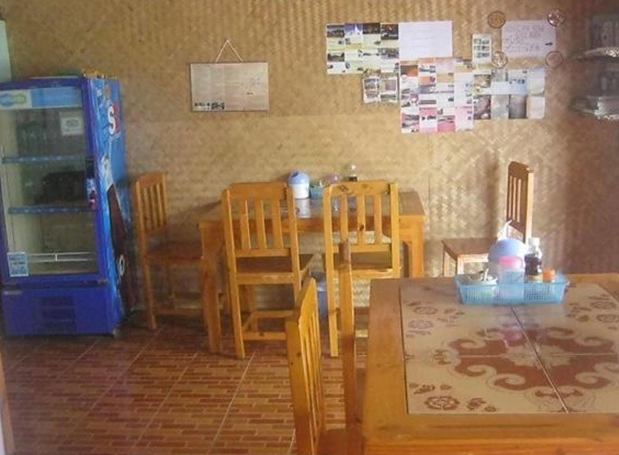 Sarm Mork Guest House Мае Хонг Сон Екстериор снимка